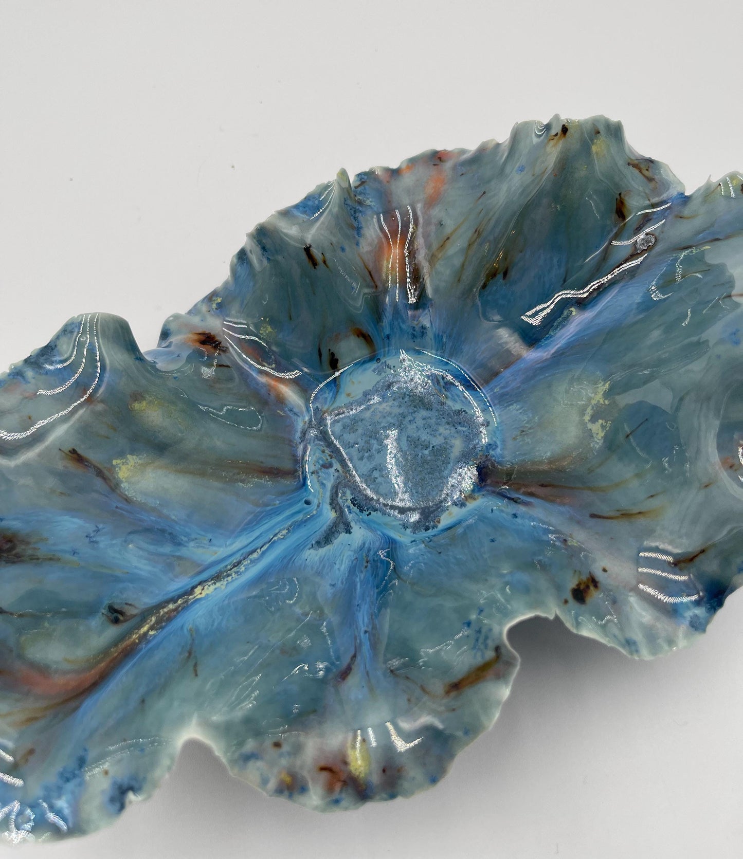 Blossom Bowl – Handmade Porcelain Keepsake Dish – Unique Ceramic Art Bowl – Sculpted Decorative Gift – Pottery Home Decor